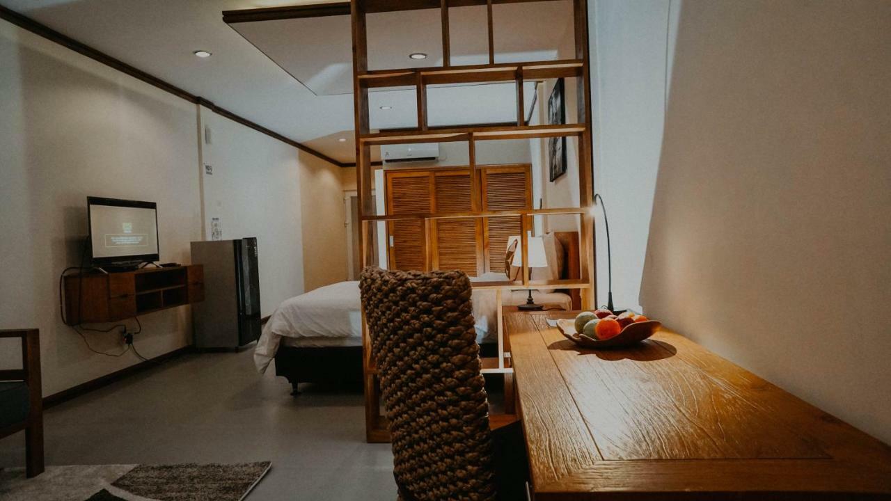 Seaview Aparthotel